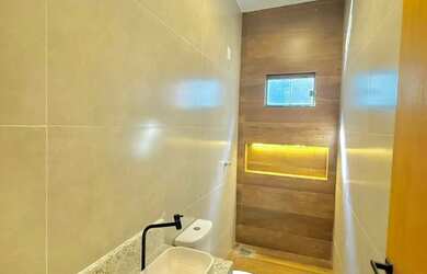 Imagem 6: Casa de 3 quartos. Churrasqueira, Varanda, 190m² de Áreae2 Vagas na...