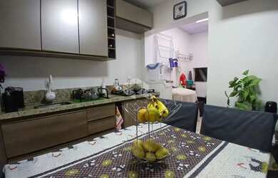 Imagem 5: Sobrado com 50m em condomínio fechado com uma vaga de garagem coberta...