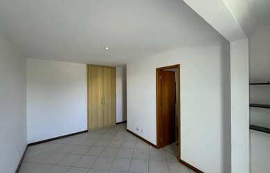 Imagem 9: Oportunidade imperdível. Piscina, Churrasqueira, Varandae2 Vagas na garagem