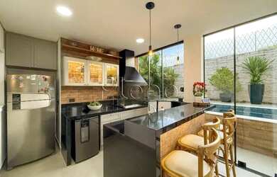 Imagem 8: Casa à Venda no Condomínio Portal do Jequitibá em Valinhos, no bairro...