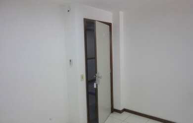 Imagem: O depósito possui 1 Vaga na garagem, 35m² de Área e está