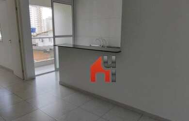 Imagem: O apartamento possui 1 Dormitório, 1 Banheiro, 1 Vaga na garagem