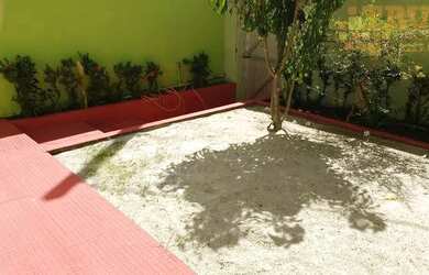 Imagem: A casa possui 5 Dormitórios, 5 Banheiros, 2 Vagas na garagem