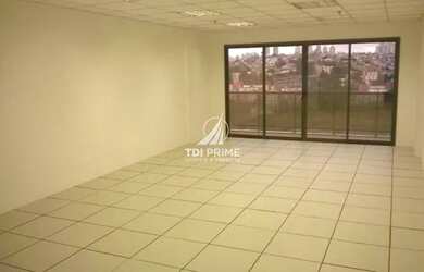 Imagem: O depósito possui 1 Vaga na garagem, 55m² de Área e está