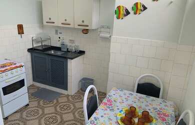 Imagem 5: Apartamento p/ temporada Praia do Forte Cabo Frio com garagem