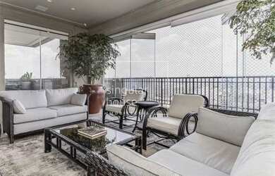 Imagem: O apartamento possui 3 Dormitórios, 5 Banheiros, 5 Vagas na