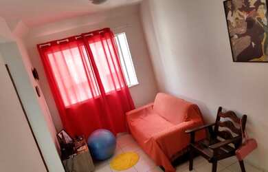 Imagem: O apartamento possui 2 Dormitórios, 1 Banheiro, 1 Vaga na garagem