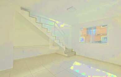 Imagem: A casa em condomínio possui 2 Dormitórios, 2 Banheiros, 2