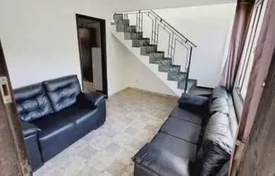 Imagem: A casa em condomínio possui 3 Dormitórios, 2 Banheiros, 1