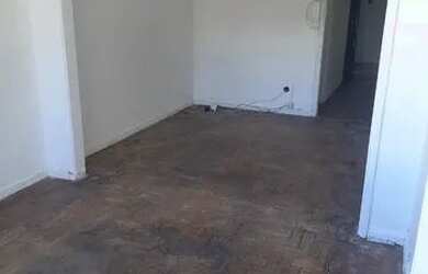 Imagem: O apartamento possui 1 Dormitório, 1 Banheiro, 33m² de Área