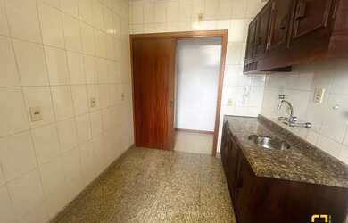 Imagem 7: Apartamento a Venda de 2 dormitórios 1 Suíte Andar Alto - Bairro Centro...