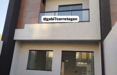 Imagem: A casa possui 3 Dormitórios, 3 Banheiros, 2 Vagas na garagem