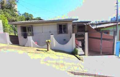 Imagem 7: Vende-se Imóvel. Churrasqueira, Varanda, 360m² de Áreae1 Vaga na garagem