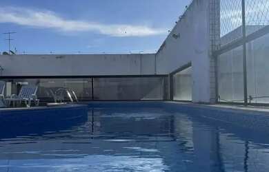 Imagem: O apartamento possui 1 Dormitório, 1 Banheiro, 1 Vaga na garagem