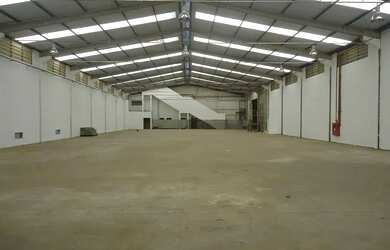 Imagem 4: Galpão monousuário Industrial, localizado no município de Itatiba -...