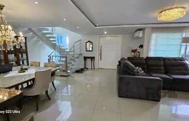 Imagem 7: Casa em Porto Alegre, no bairro Hípica, com 3 dormitório s , e 3 banheiros,...