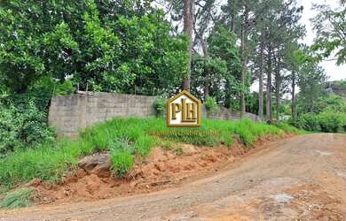 Imagem: O terreno possui 1000m² de Área e está localizado em Chácara