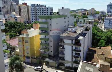 Imagem: O apartamento possui 1 Dormitório, 1 Banheiro, 46m² de Área