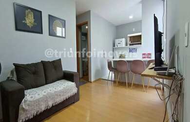 Imagem: O apartamento possui 2 Dormitórios, 1 Banheiro, 1 Vaga na garagem