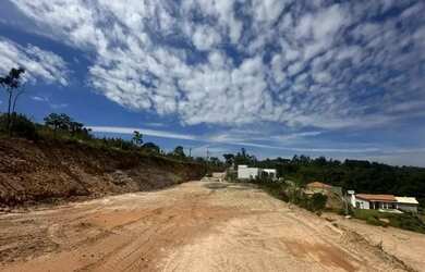 Imagem 7: terreno de 1000m documentado dentro de condomínio
