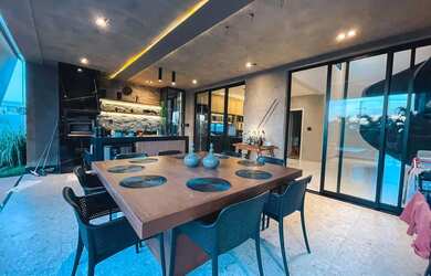 Imagem: A casa à venda possui 4 Dormitórios, 4 Banheiros, 4 Vagas