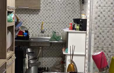 Imagem: A casa possui 2 Dormitórios, 1 Banheiro, 1 Vaga na garagem