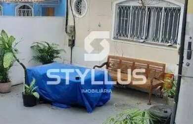 Imagem: A casa possui 2 Dormitórios, 1 Banheiro, 1 Vaga na garagem