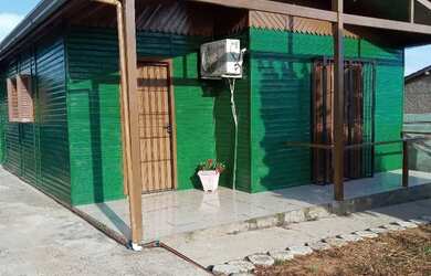 Imagem: A casa em condomínio possui 3 Dormitórios, 2 Banheiros, 2