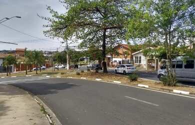 Imagem: O terreno possui 260m² de Área e está localizado em Jardim