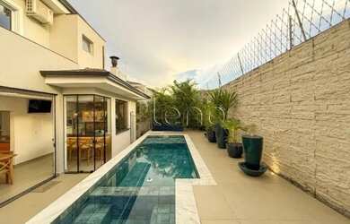 Imagem 3: Casa à Venda no Condomínio Portal do Jequitibá em Valinhos, no bairro...