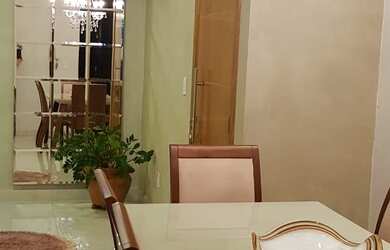 Imagem: O apartamento possui 3 Dormitórios, 2 Banheiros, 2 Vagas na