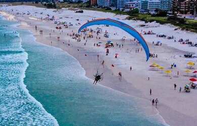 Imagem 15: Apartamento p/ temporada Praia do Forte Cabo Frio com garagem