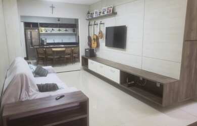 Imagem: A casa em condomínio possui 3 Dormitórios, 3 Banheiros, 2