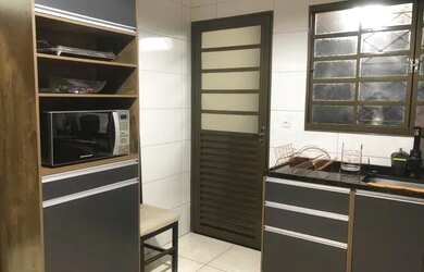 Imagem 6: Casa para locação. Varanda, Área de serviço, 1 Banheiroe2 Dormitórios