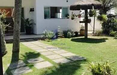 Imagem: A casa possui 4 Dormitórios, 5 Banheiros, 5 Vagas na garagem