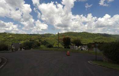 Imagem: O terreno possui 600m² de Área e está localizado em Gramado