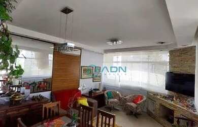 Imagem: O apartamento na cobertura possui 4 Dormitórios, 2 Banheiros