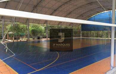 Imagem: A casa em condomínio possui 4 Dormitórios, 5 Banheiros, 4