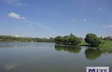 Imagem: A casa em condomínio possui 3 Dormitórios, 5 Banheiros, 4