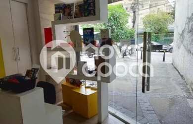 Imagem: O depósito possui 1 Vaga na garagem, 49m² de Área e está