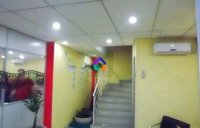 Imagem: O depósito possui 220m² de Área e está localizado em Curicica