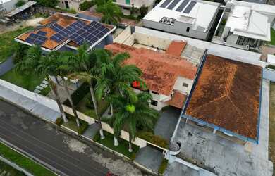 Imagem 7: Casa Duplex de Alto Padrão com 4 Suítes Piscina com Cascata, Espaço gourmet com churrasque