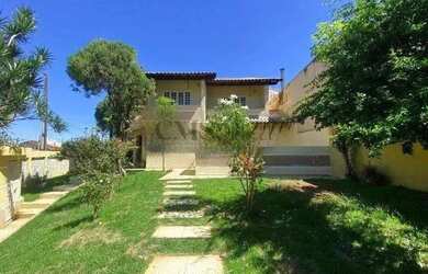 Imagem 1: Casa para alugar no Quebec 7 dormitórios (2 suítes), 360m², 4 vagas Londrina/PR