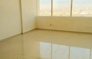 Imagem: O depósito possui 1 Vaga na garagem, 42m² de Área e está