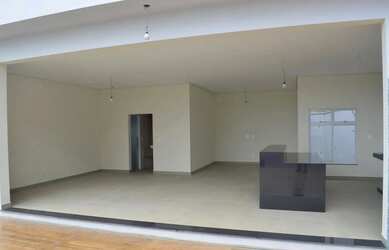 Imagem 14: Casa de condomínio para venda tem 372 metros quadrados com 4 quartos