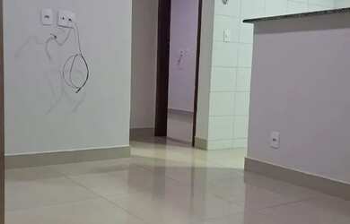 Imagem: A casa possui 1 Dormitório, 1 Banheiro e está localizado