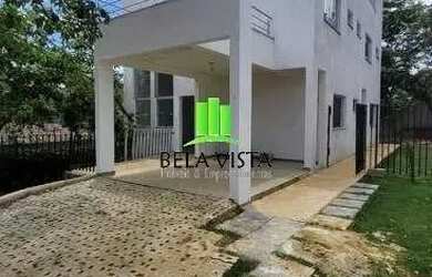 Imagem: A casa em condomínio possui 4 Dormitórios, 5 Banheiros, 2