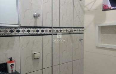 Imagem 8: Casa em Montes Claros, no bairro Vila Sumaré, à venda