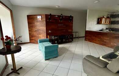 Imagem: A casa em condomínio possui 3 Dormitórios, 4 Banheiros, 2