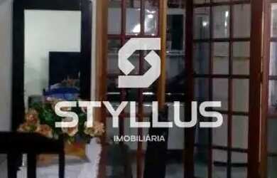 Imagem: A casa possui 3 Dormitórios, 3 Banheiros, 2 Vagas na garagem